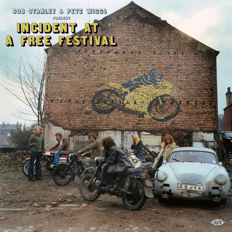 hundredrecords2631635