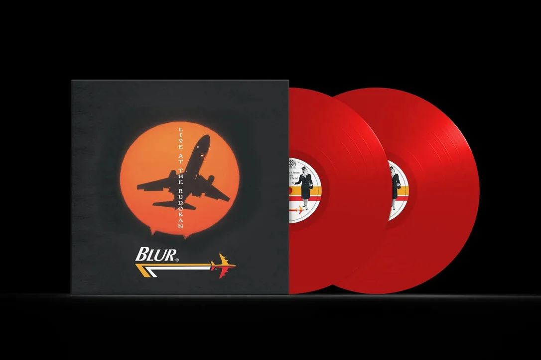 hundredrecords2697307